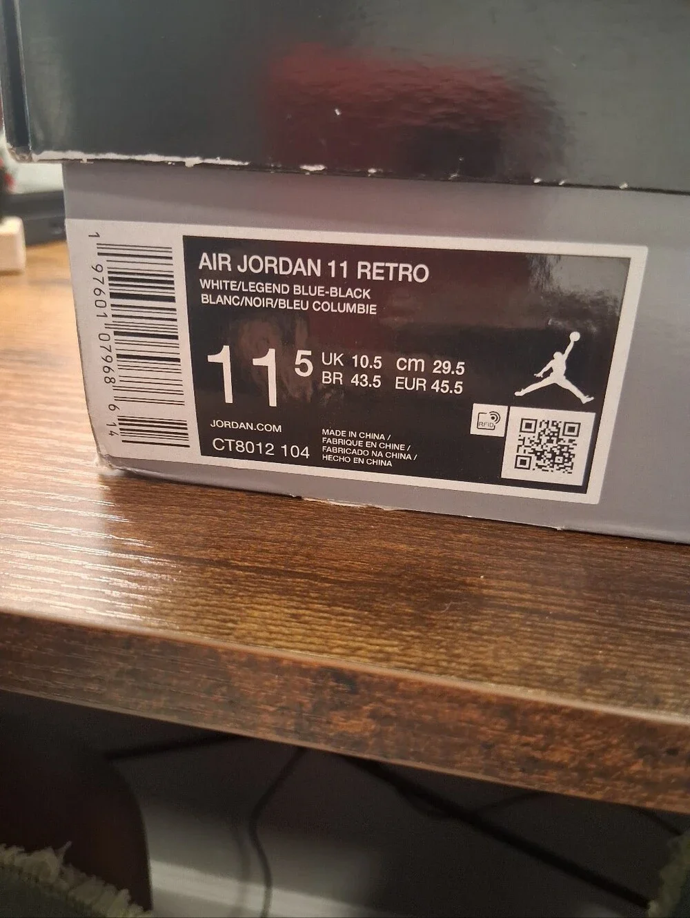Jordan 11 Retro Legend Blue (2024)